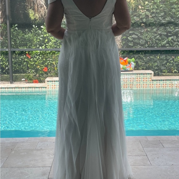 White by Vera Wang Wedding Dress, Size 14, Excellent Condition, Ivory - Picture 2 of 13